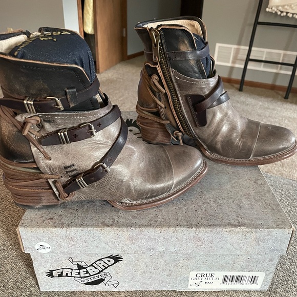 Freebird by Steven Crue boots - Picture 2 of 3